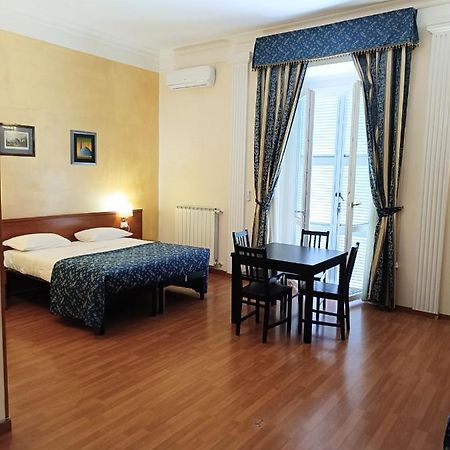 Opera Italian Suite Roma Exterior foto