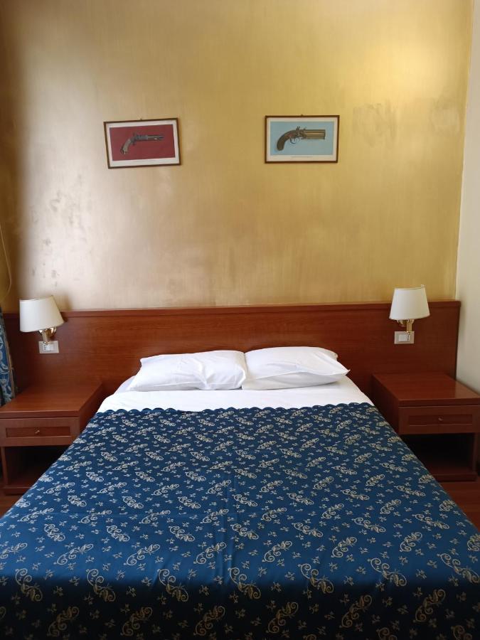 Opera Italian Suite Roma Exterior foto